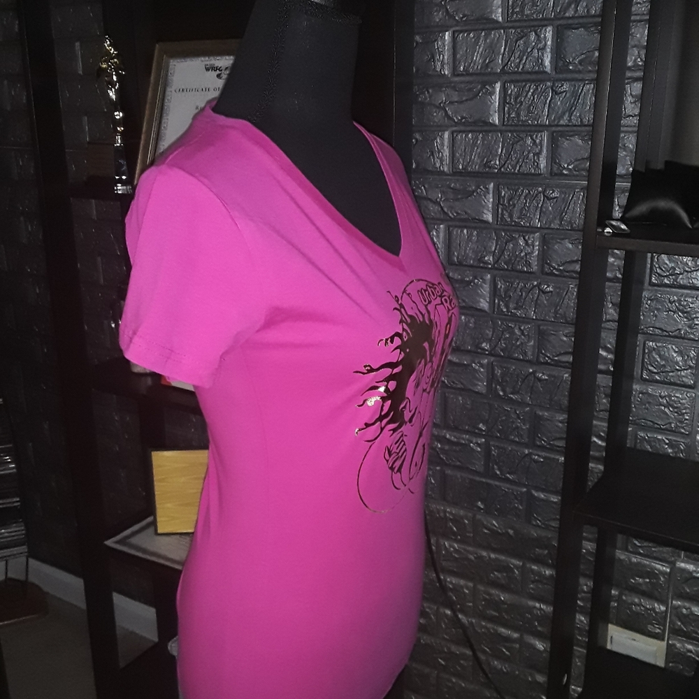 Lady Vneck T's - Picture 5 of 7